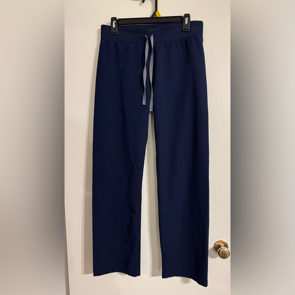 Figs Navy Scrub Pants with Light Gray Drawstring size S